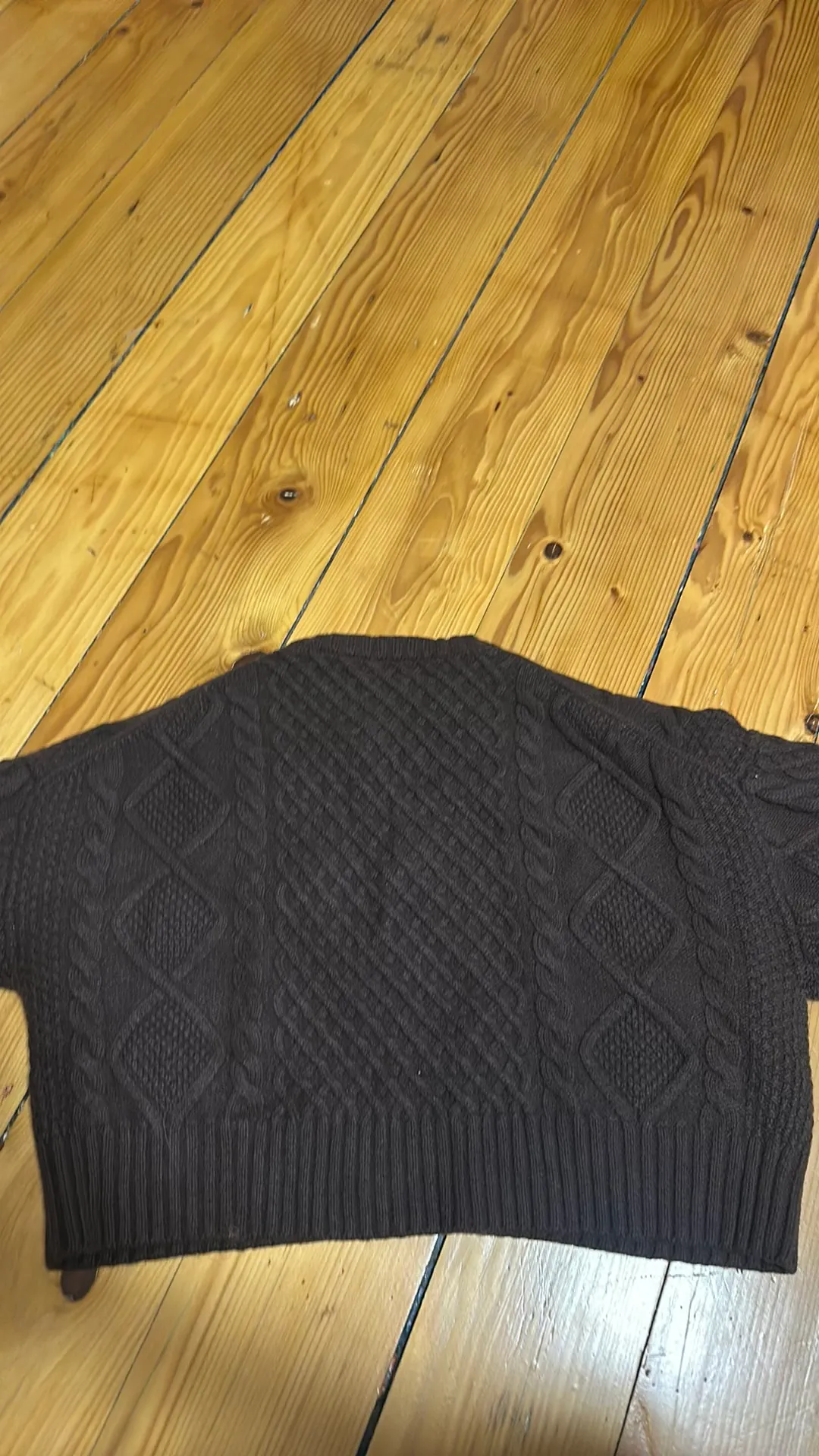 Sunday Aritzia Best Sweater - Image 3