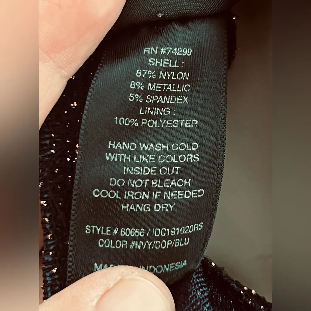 En Focus Studio size 10 embellished blue and gold metallic formal dress. - Image 9