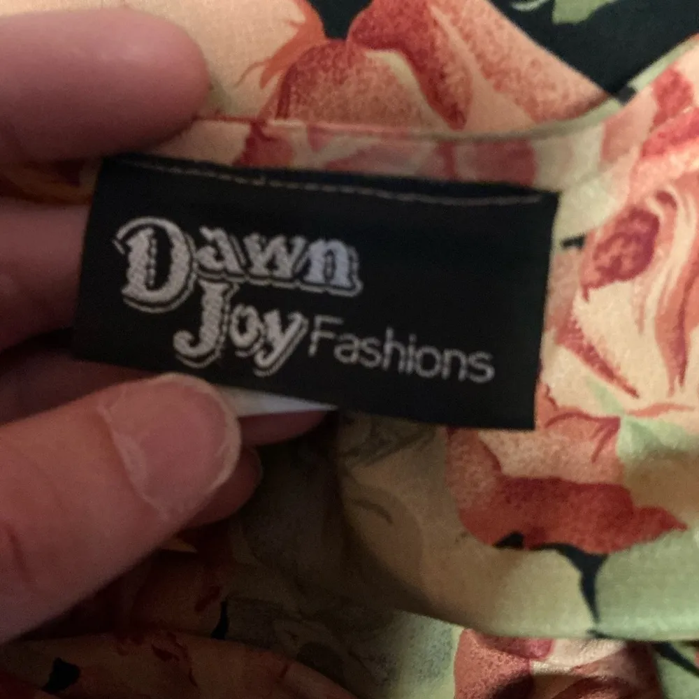 Vintage 80s floral garden party dress Size undefined - Image 2