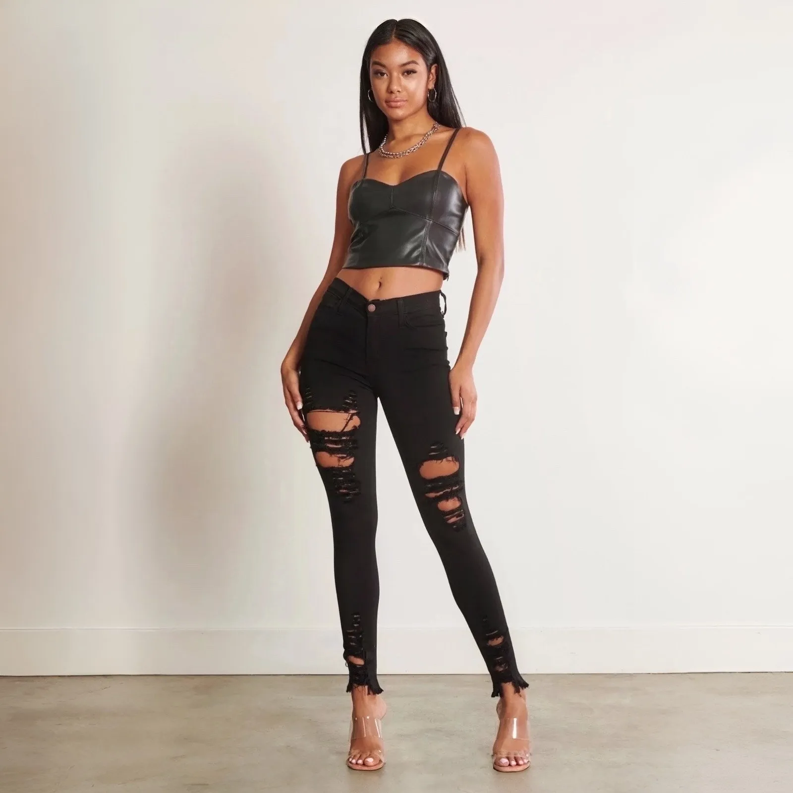 Vibrant Miu Raw Edges Skinny Jeans Black Size undefined - Image 4