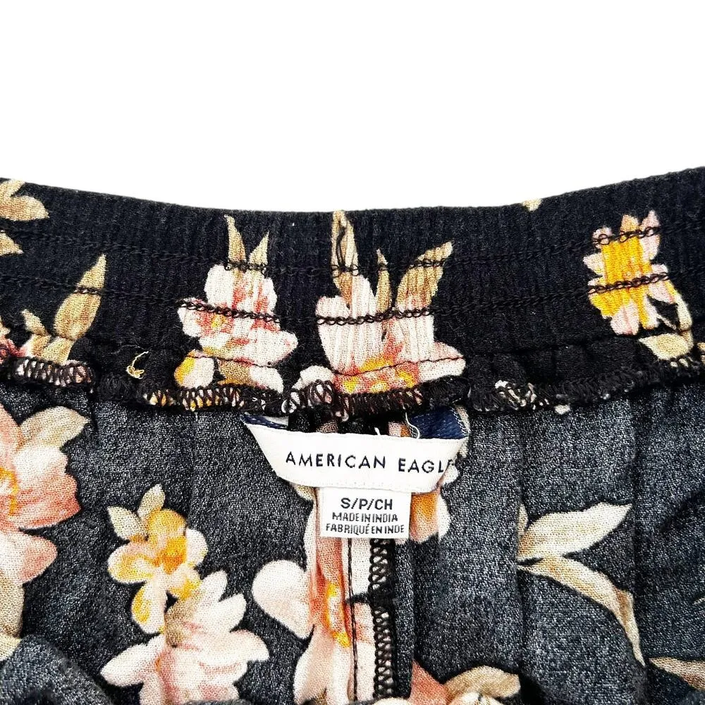 American Eagle Black Floral Ruffle Hem Shorts Sz S - Image 2