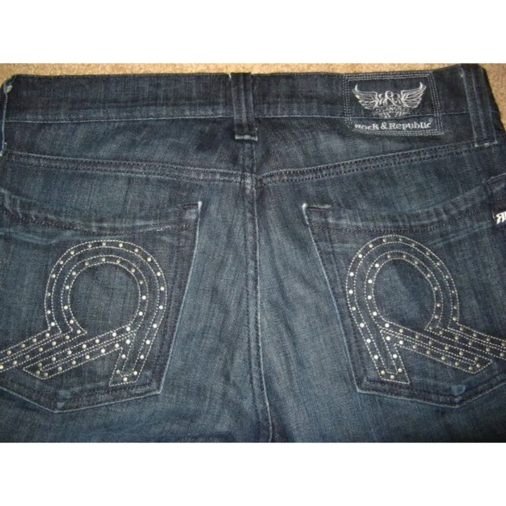 Rock and Republic Floyd dark blue denim bermuda shorts Size 33 XL RARE HTF - Image 3