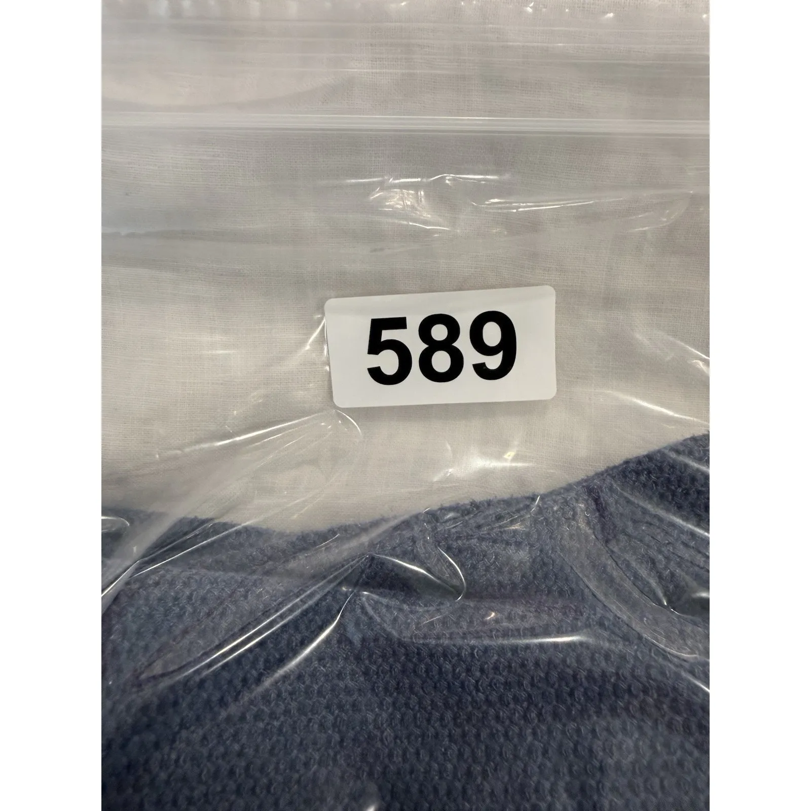 Vintage Attraction Embroidered Leaves Niagara Falls Canada Crewneck Sweatshirt L Blue Size L - Image 8