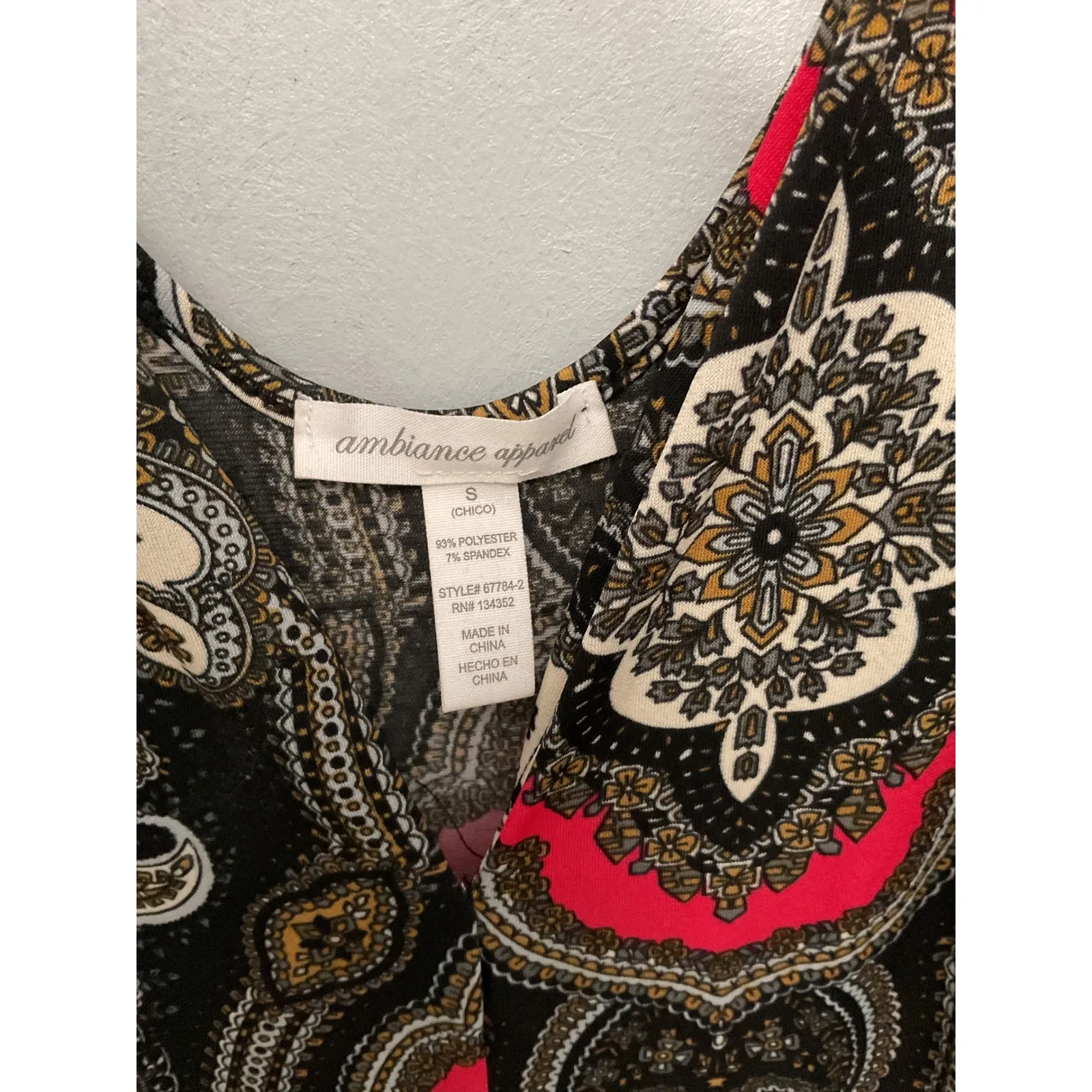 Ambiance Apparel Women's Paisley Print Jumpsuit Sleeveless V Neck Casual Size S - Image 3