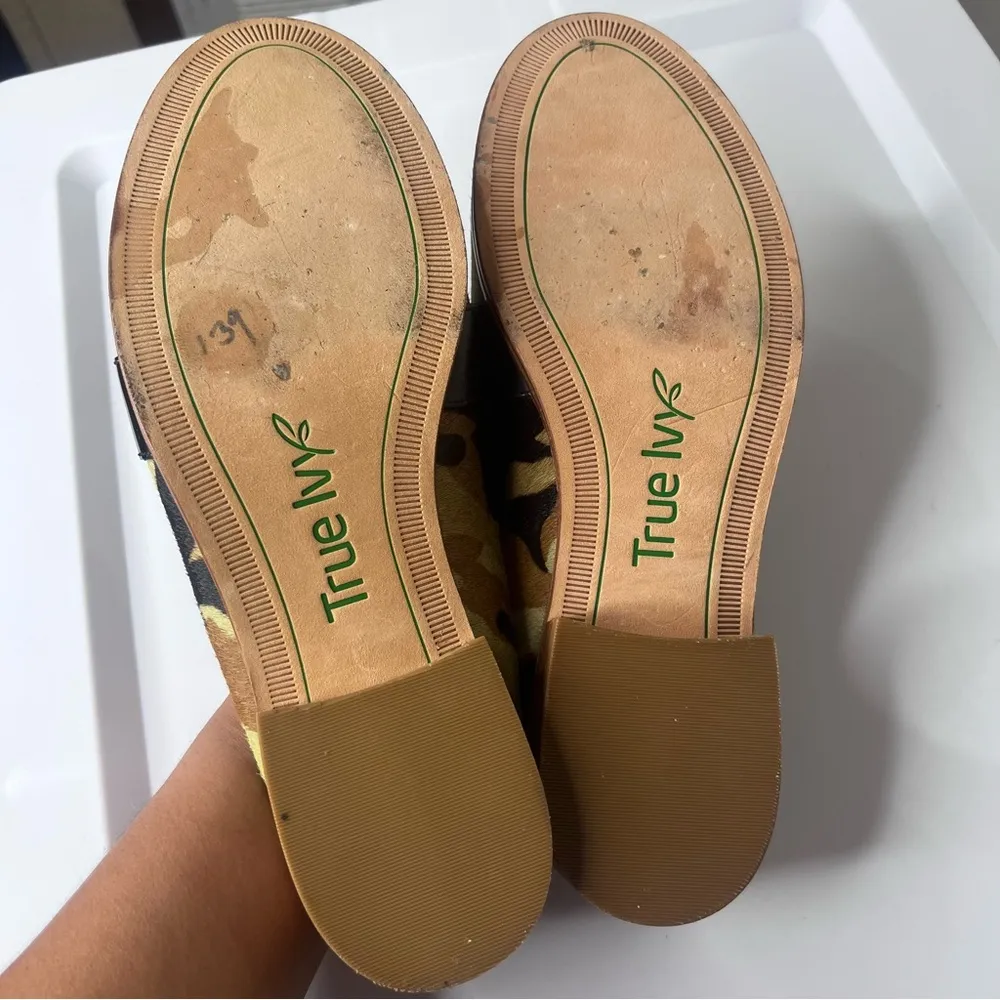 True Ivy camouflage green slip on mules pony hair leather womens shoes size 6M Black - Image 3
