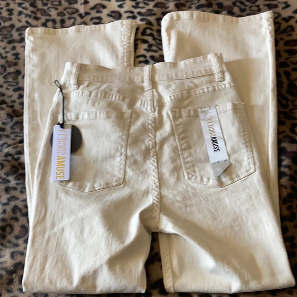 AMUSE SOCIETY Jeans Women’s Size 25 Amuse Society Beach Boogie Flare Leg Jeans - Image 6