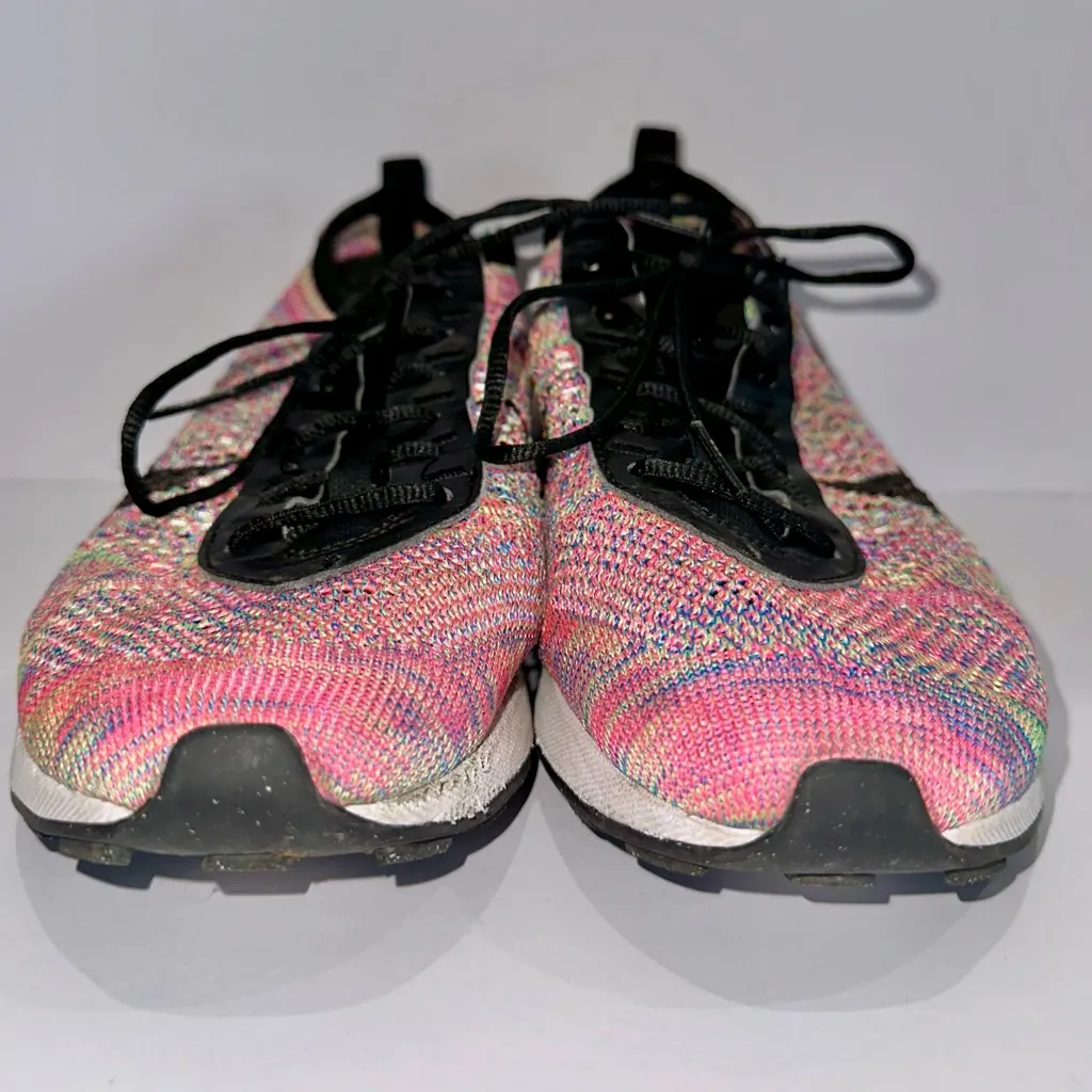 EUC Nike Women's AirMax Flyknit Racer Sneakers - size 8 - Image 5