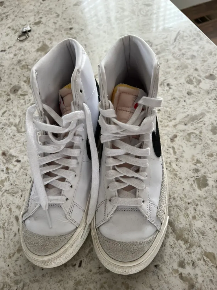 Nike Blazer Shoes - Image 5