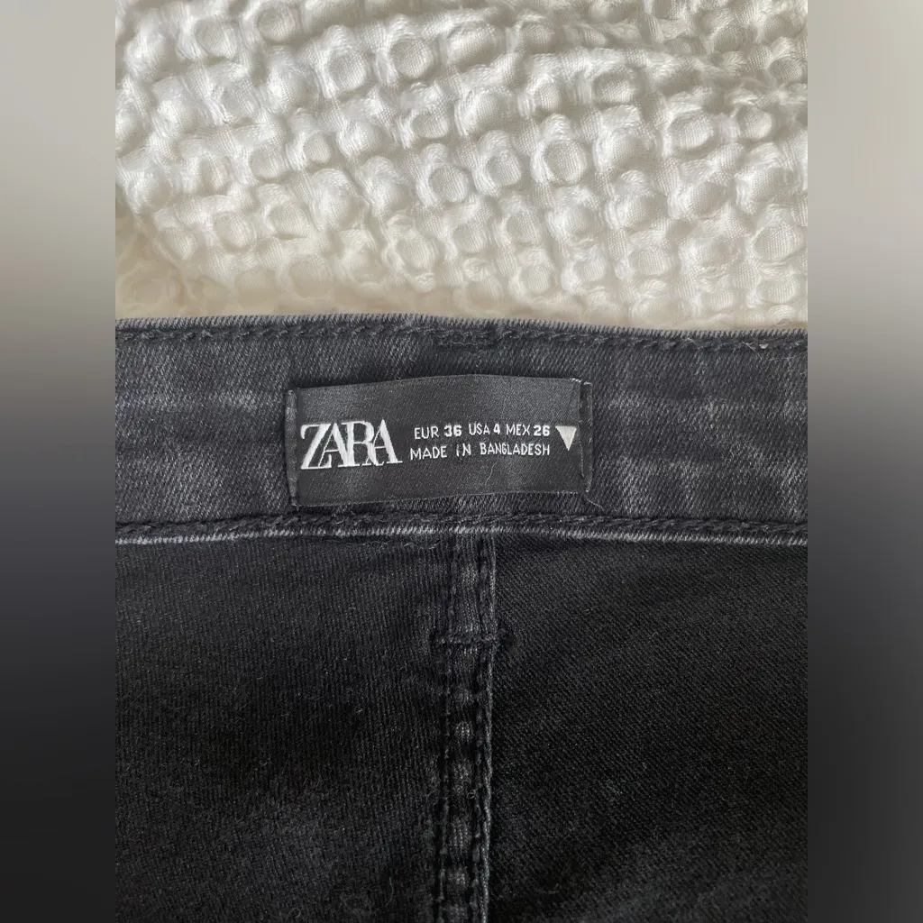 ZARA Women’s High Waisted Faded Black Denim Skinny Jeans Size 4 - Image 7