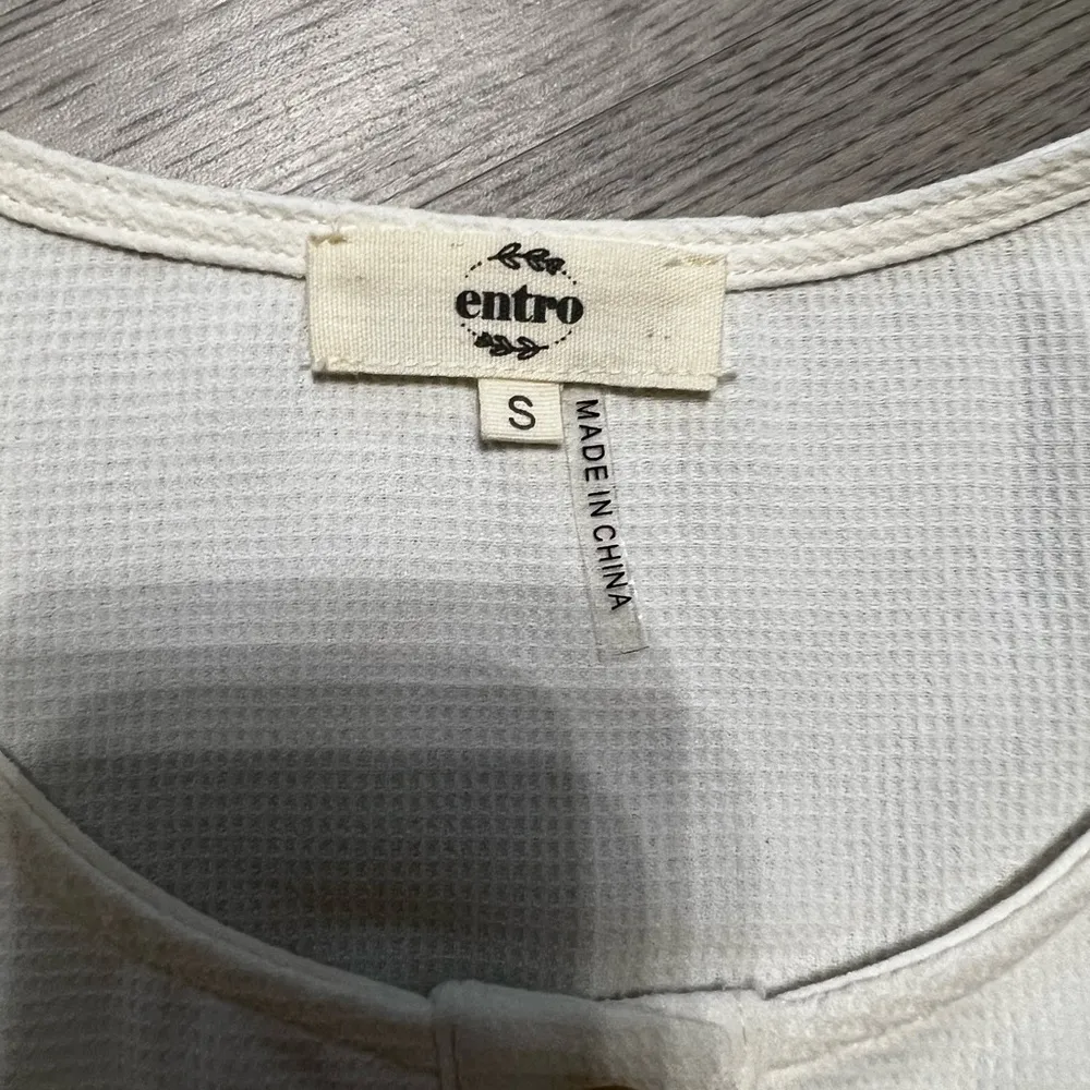 Entro boutique Waffle Knit Romper size S - Image 3