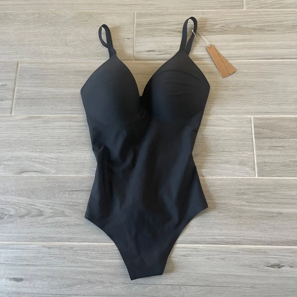 NWT SKIMS ULTIMATE BODY PUSH-UP THONG BODYSUIT SMALL - Image 2