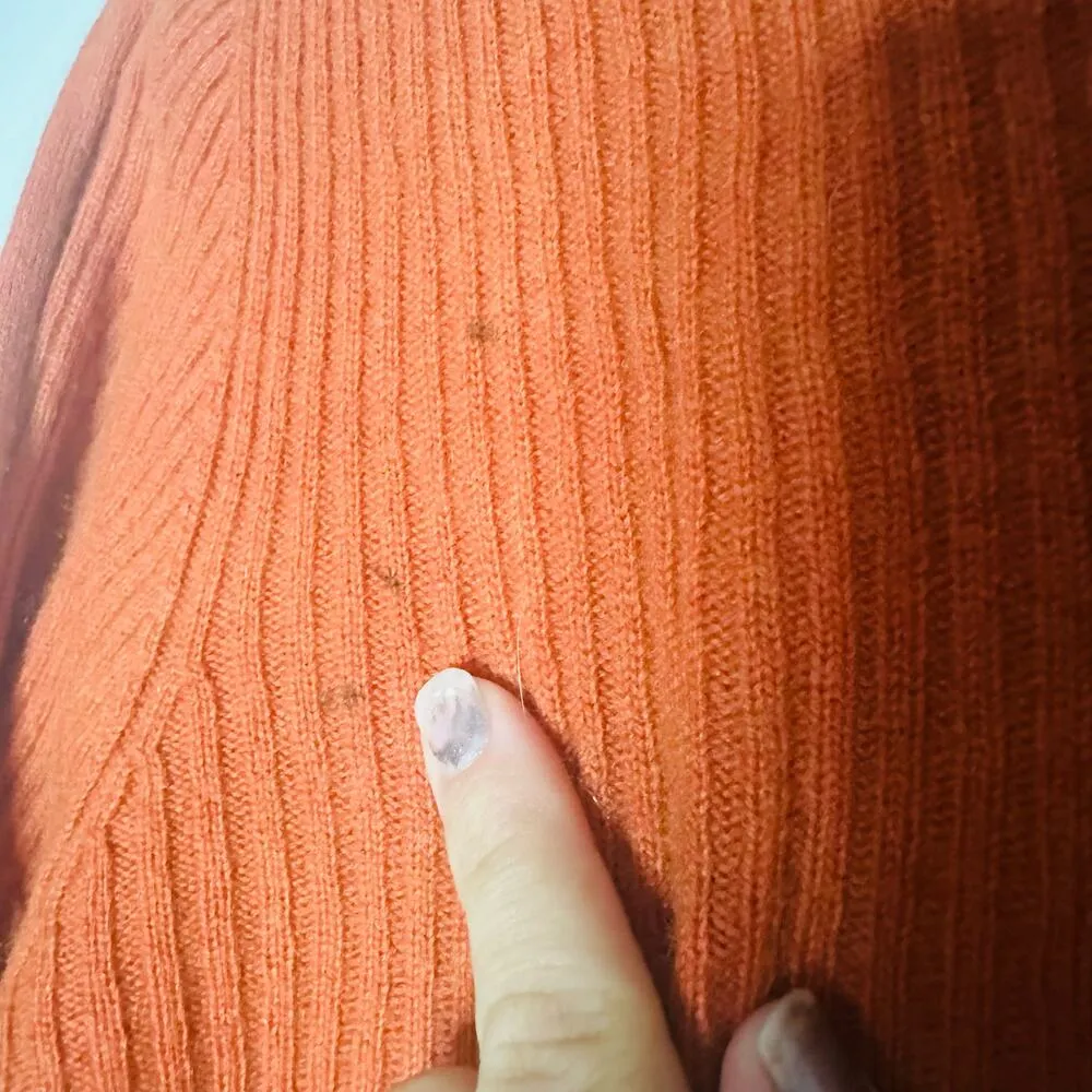 D EXTERIOR Burnt Orange Lone Sleeve V Neck Ribbed Sweater Size Medium - Image 6