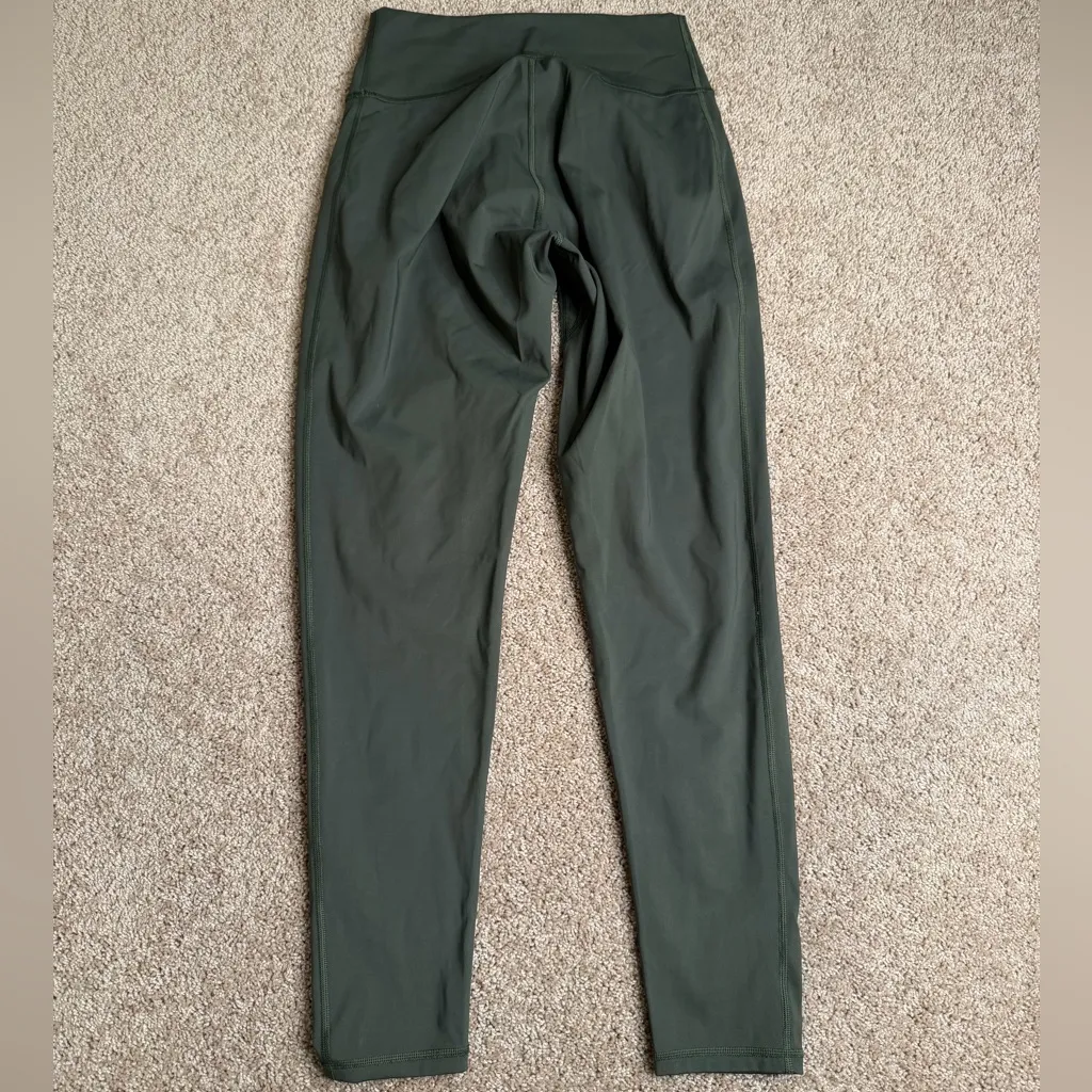 Gymshark Elevate Leggings Olive Green Size Medium - Image 5