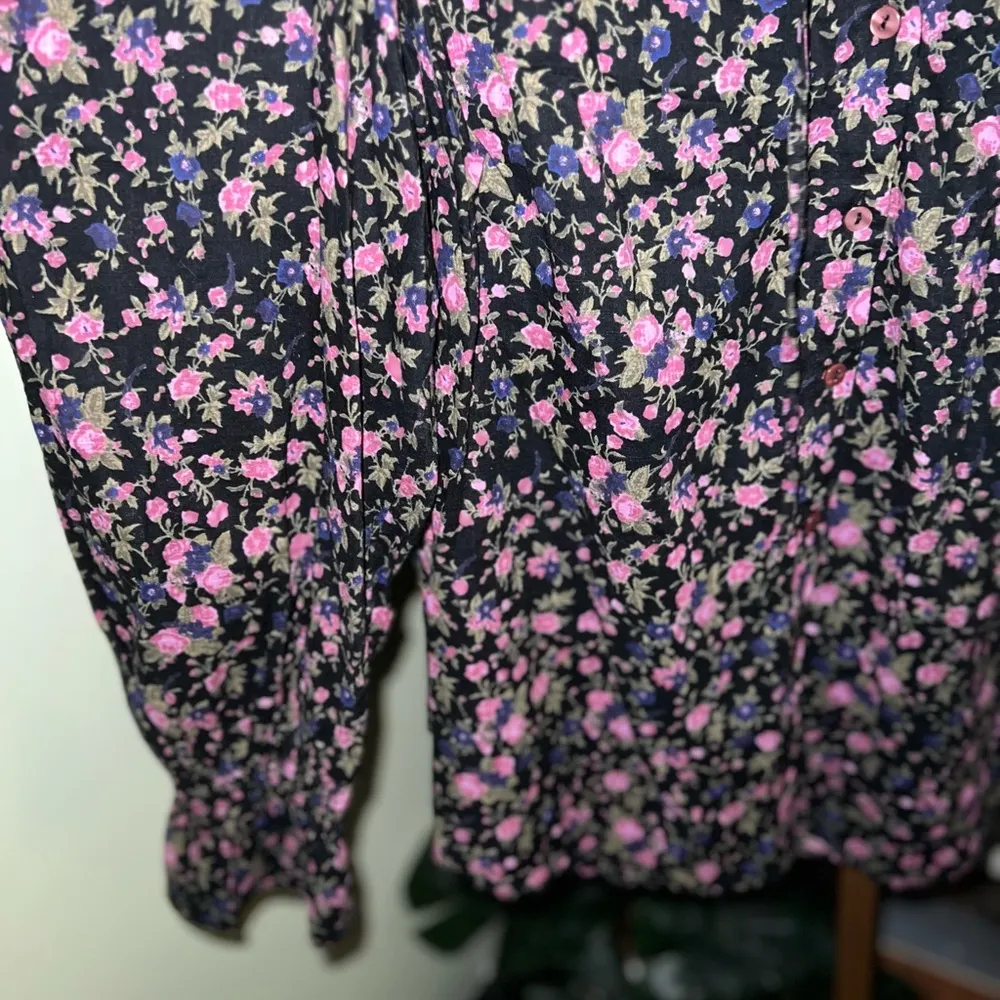 FREE PEOPLE Long Sleeve Button Down Floral Top with Puff Sleeves Size Large - Image 3