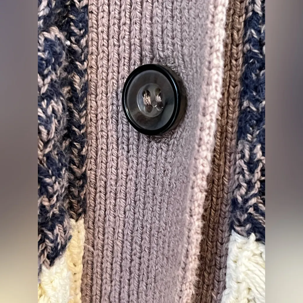 BDG Urban Outfitters Yellow Green Grey Kellan Striped V Neck Cardigan Size Small - Image 8