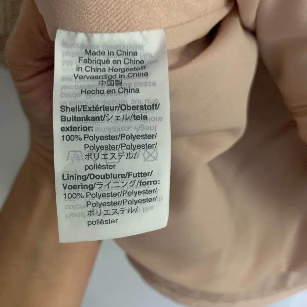 Women’s Festive Holiday Party J. Crew Gold Sequin Top with Black Tie Back Sz 6 - Image 8