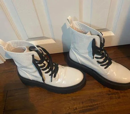 Nasty Gal White Platform Boots - Image 2