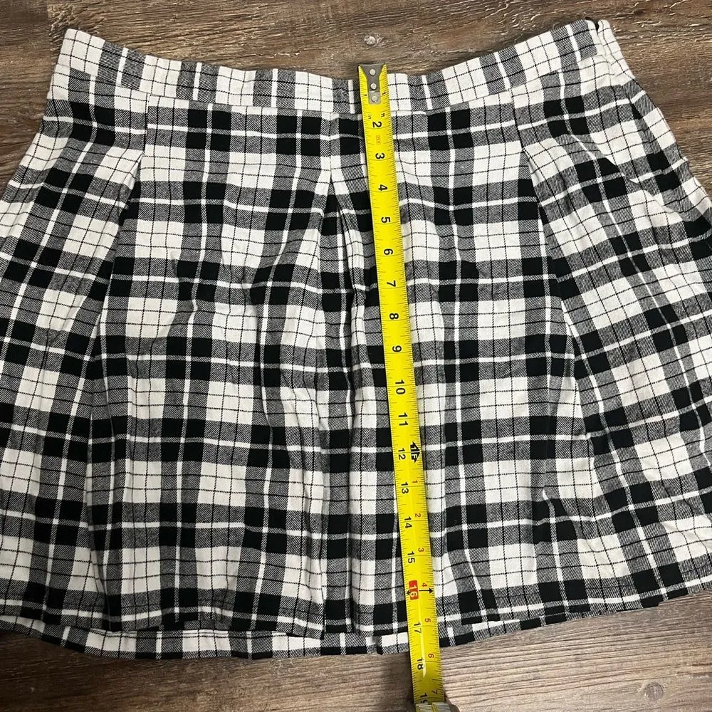 Joe Boxer Checkered Black and White School Girl Skirt Size XL 100% Cotton - Image 7