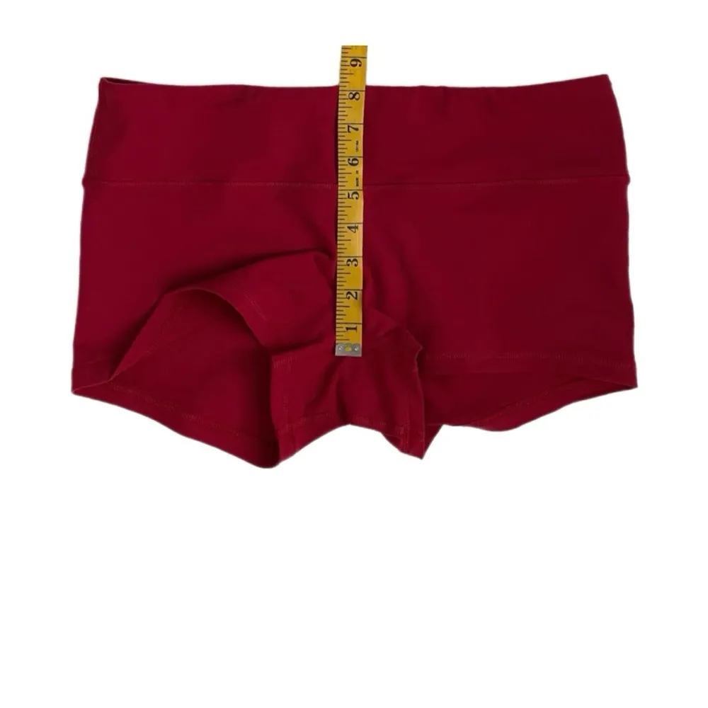 Red original FLEO shorts size large - Image 4