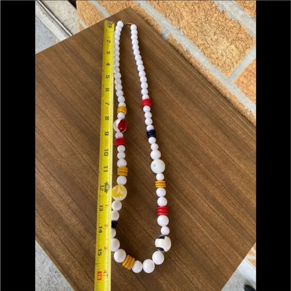 VTG DAUPLAISE NECKLACE White - Image 9