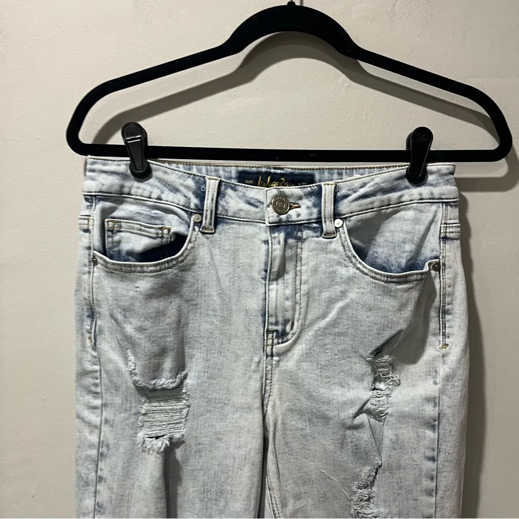 Indigo Rein Jeans 7 27x 32.5 Light Acid Wash STRETCH Distressed Bell Bottom - Image 4