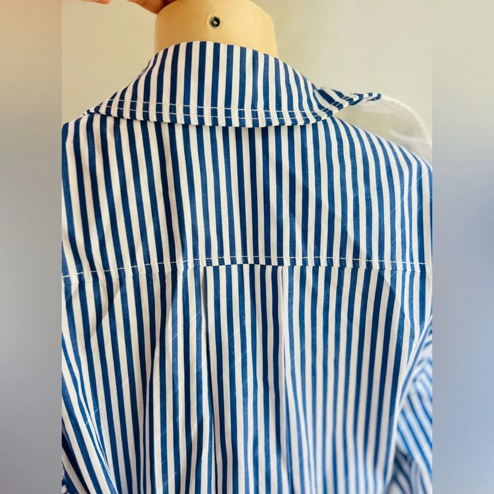 J.ING COAT WHITE AND STRIPE BLUE SIZE SMALL - Image 15