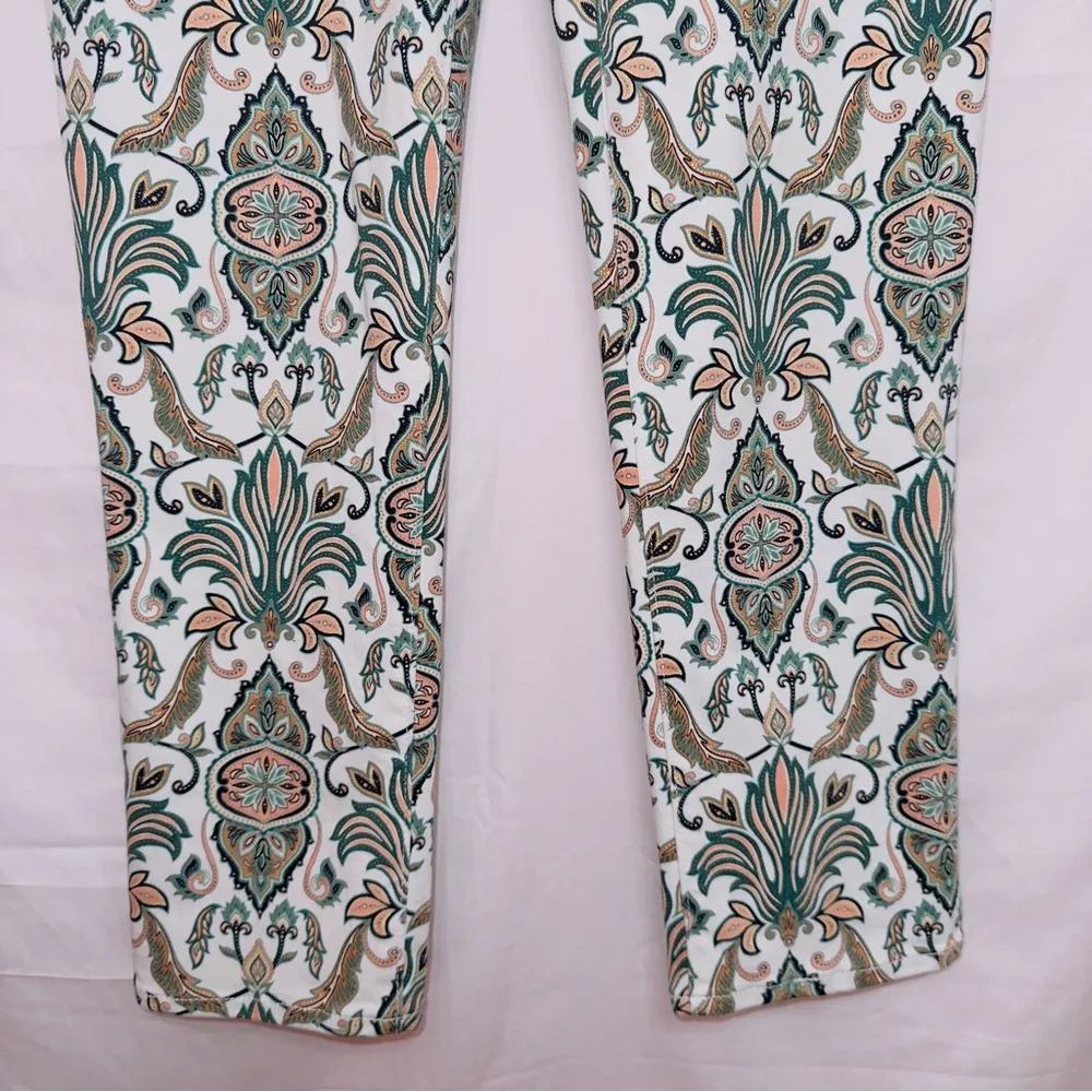 Chico's Printed Detail So Slimming Girlfriend Slim Leg Ankle Pants size US 6R - Image 3