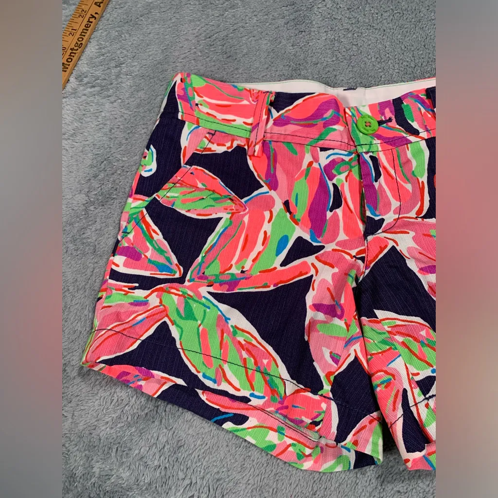 Lilly Pulitzer the Callahan short leaf pattern 00 - Image 2