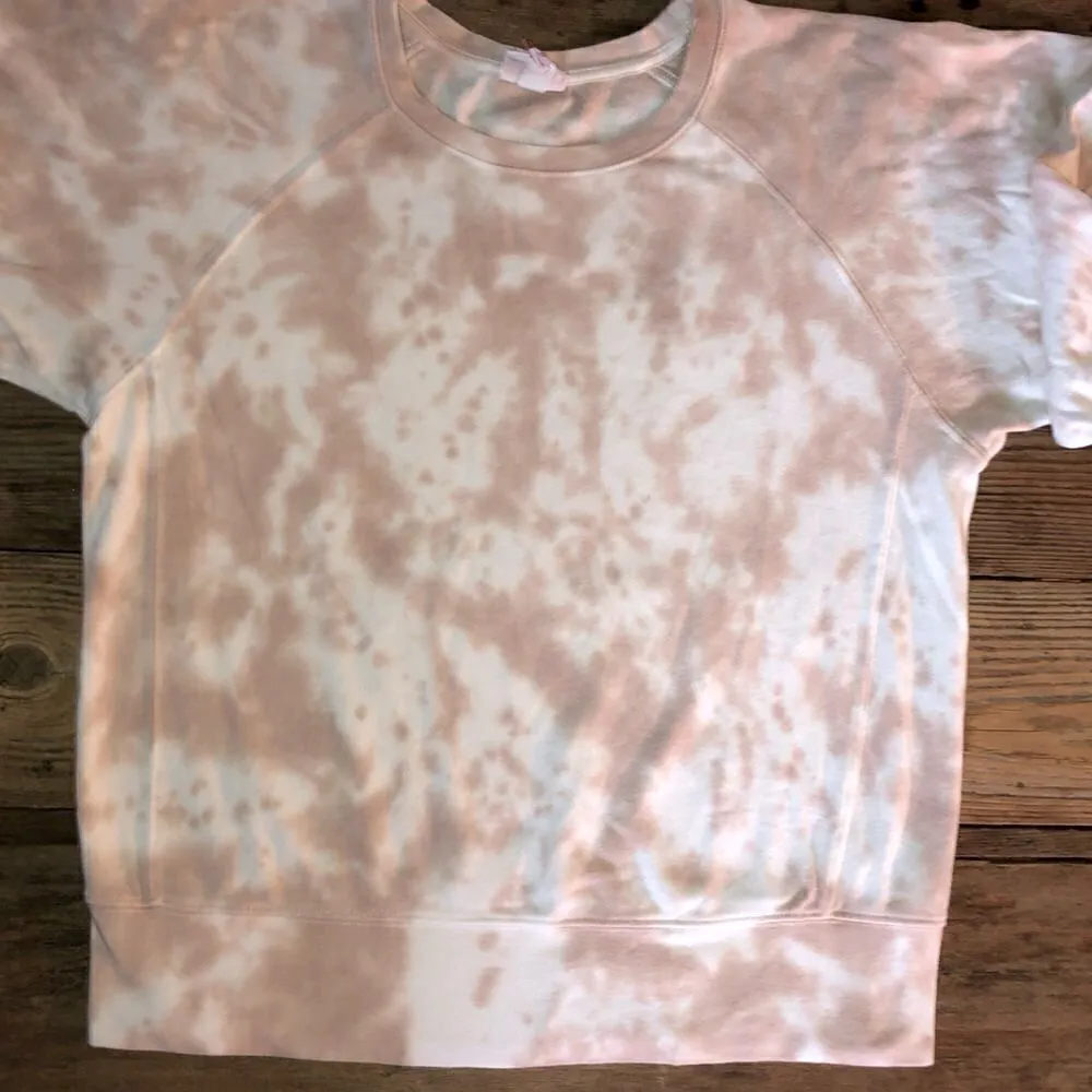Isabelle light pink tie dye sweater size Large MY FAVORITE ❤️ - Image 3