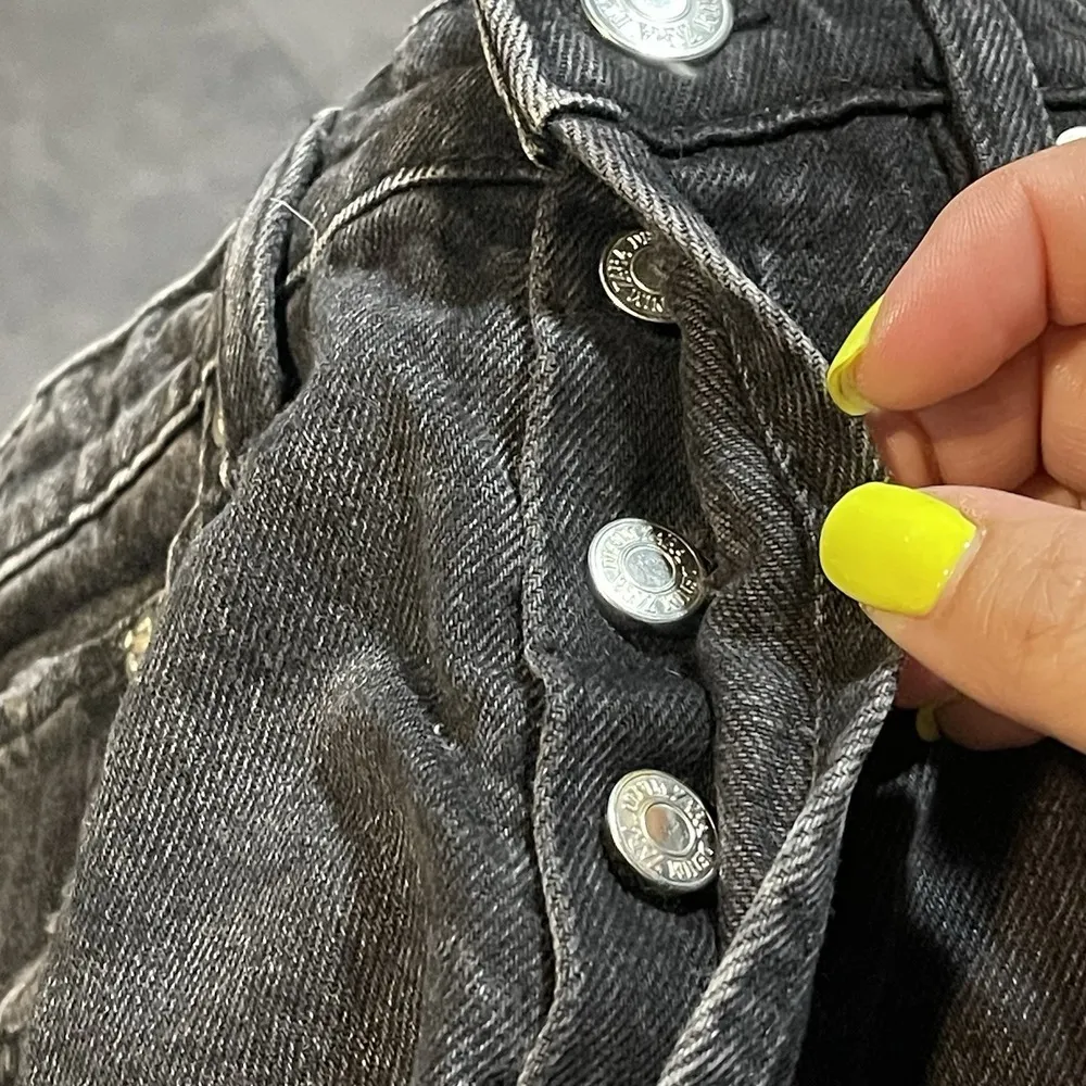 Zara High Rise Black Jean Shorts, size 4 button fly F-13 - Image 3