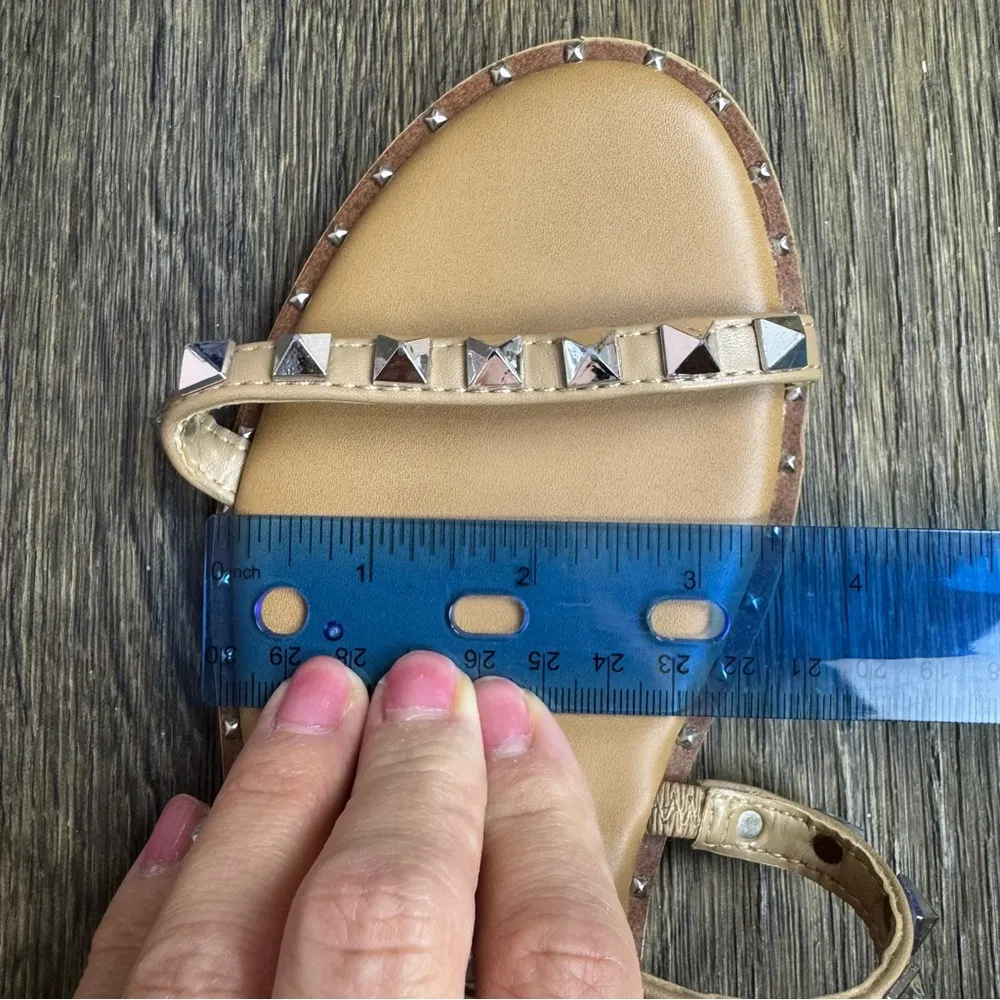 Steve Madden Womens Travel Rock Stud Sandals No Size Tan Gladiator Flats READ - Image 10