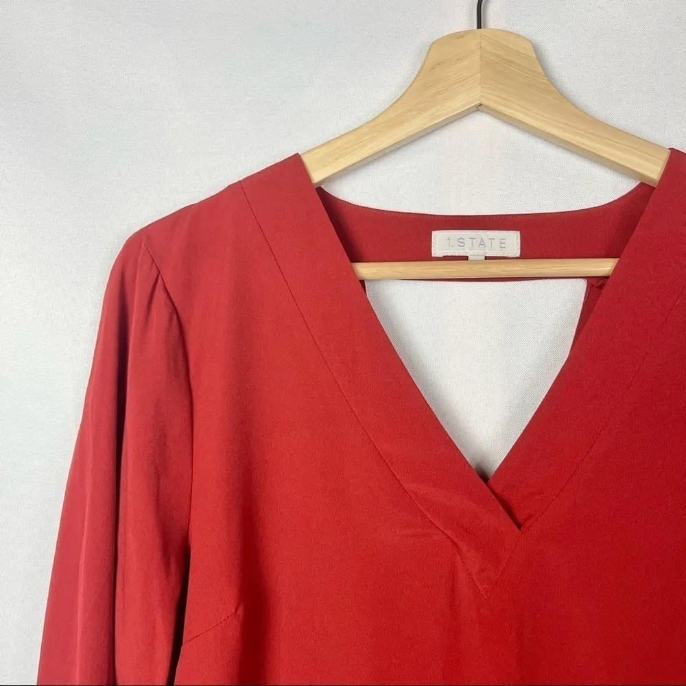 1.State Red V-Neck Cut Out Back Long Sleeve Blouse M - Image 3