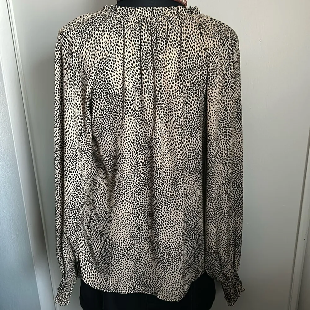 New Evereve’s Allison Joy Long Sleeve V-Neck Animal Print Ruffle Collar Blouse - Image 6