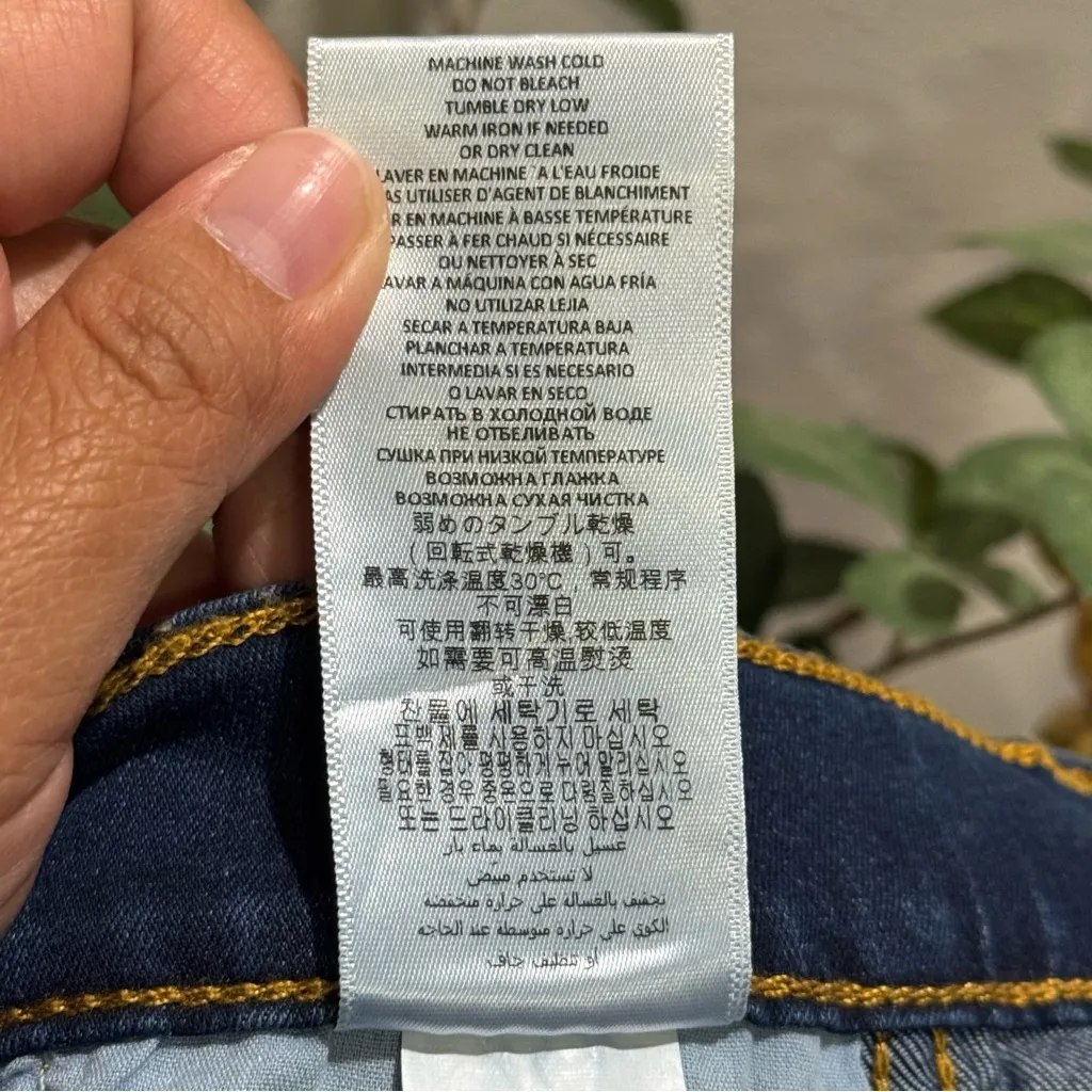 RE/DONE NWT 29 Deep Faded Blue 90s High Rise Loose Jeans Button Front Casual - Image 7