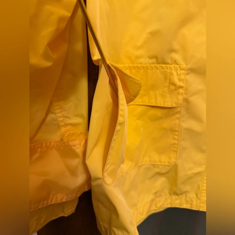 Chico’s Women Yellow Nylon Rainjacket Size 3 - Image 3