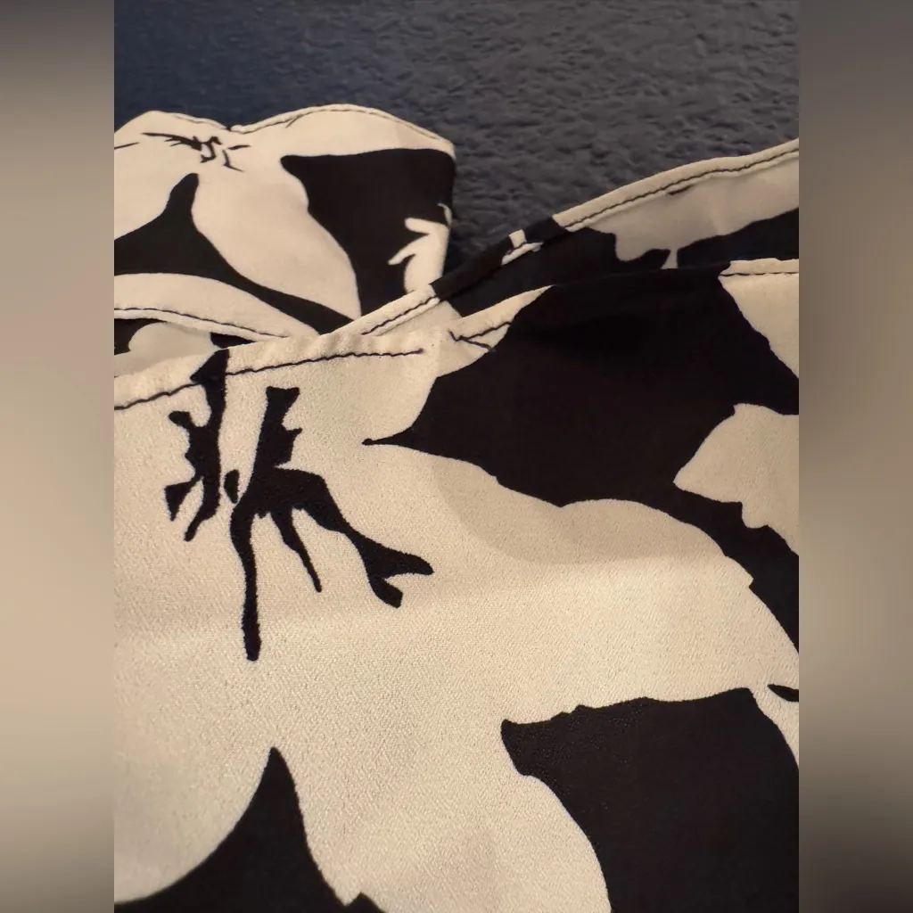 Joie Eastona Blue & White Derp Sea Floral Button Down Shirt Women’s Size XXS - Image 14