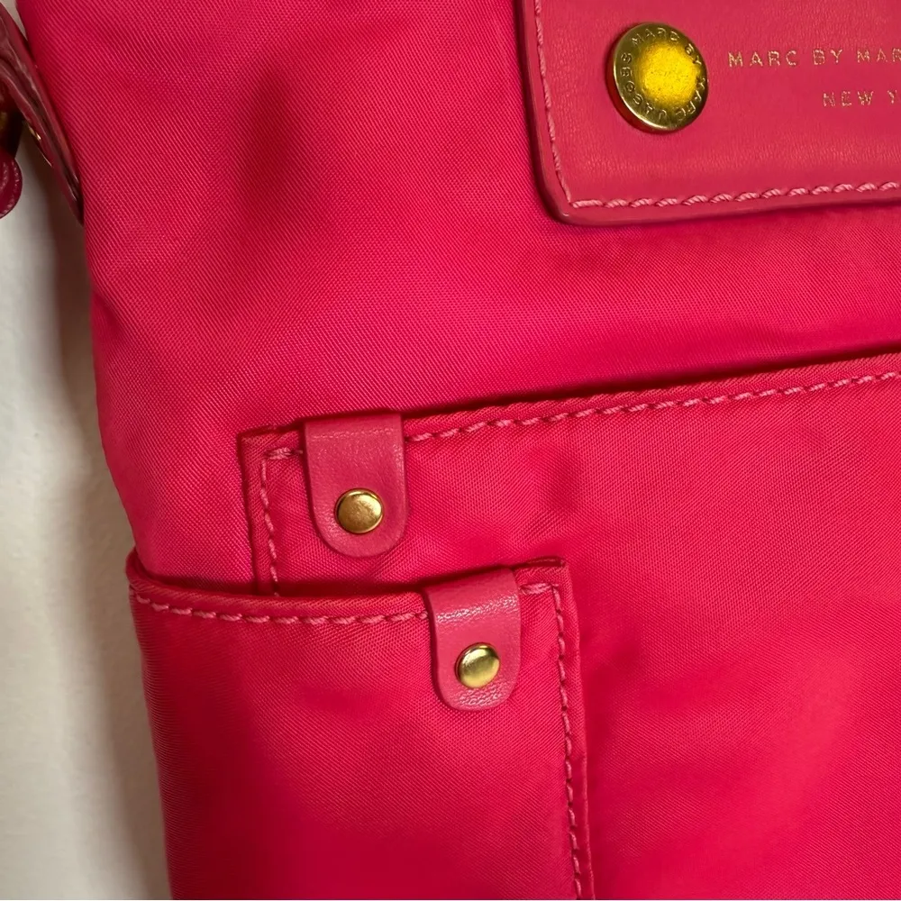Marc By Marc Jacobs Preppy Nylon Sia Crossbody Bag Fuchsia Pink Gold Hardware - Image 11