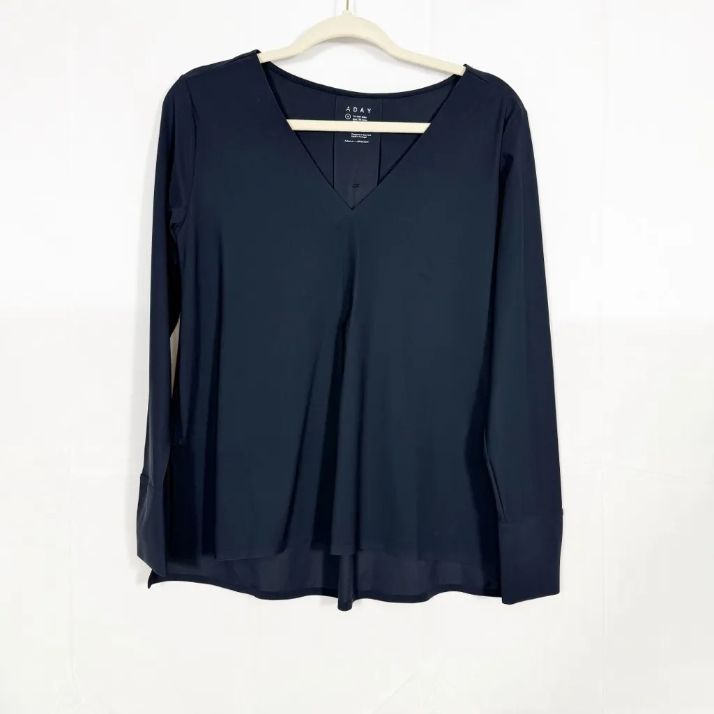 Aday Something Tailored Shirt Navy Minimalist Contemporary Travel Quiet Luxury - Image 2