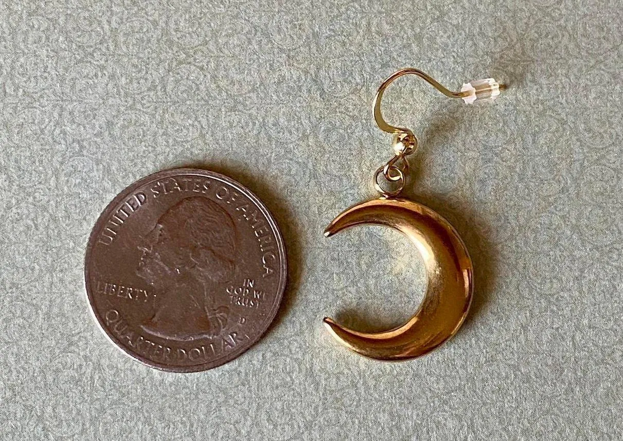 gold tone stainless steel moon simple earrings⭐️ - Image 5