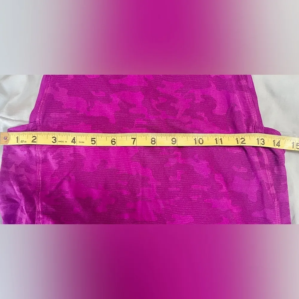 Lululemon Camo Pink Tank‎ Size 4 Excellent Condition - Image 3