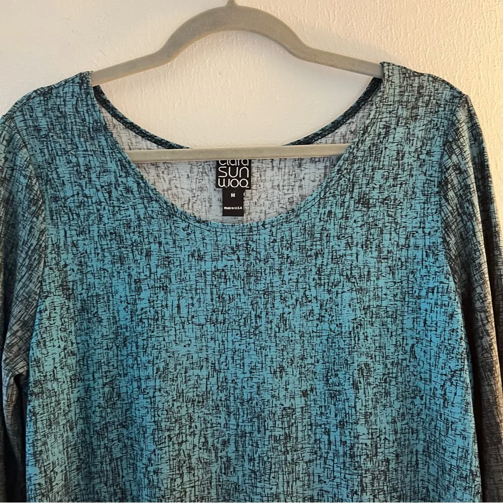 Clara Sun Woo Top Ombré Teal & Black Asymmetrical Hem Tunic Top Sz M EUC Size M - Image 3