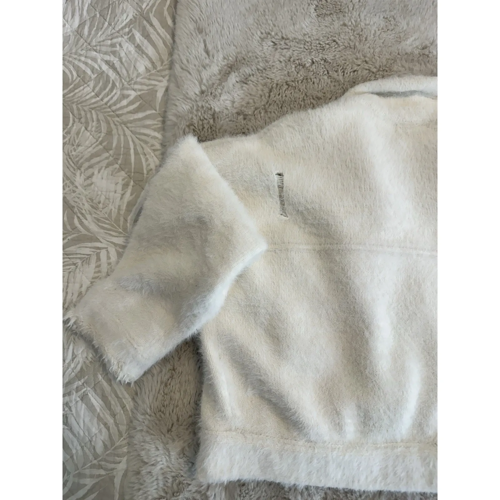 Shaci Blue Womens White Button Up Collared Furry‎ Cropped Jacket Small - Image 14