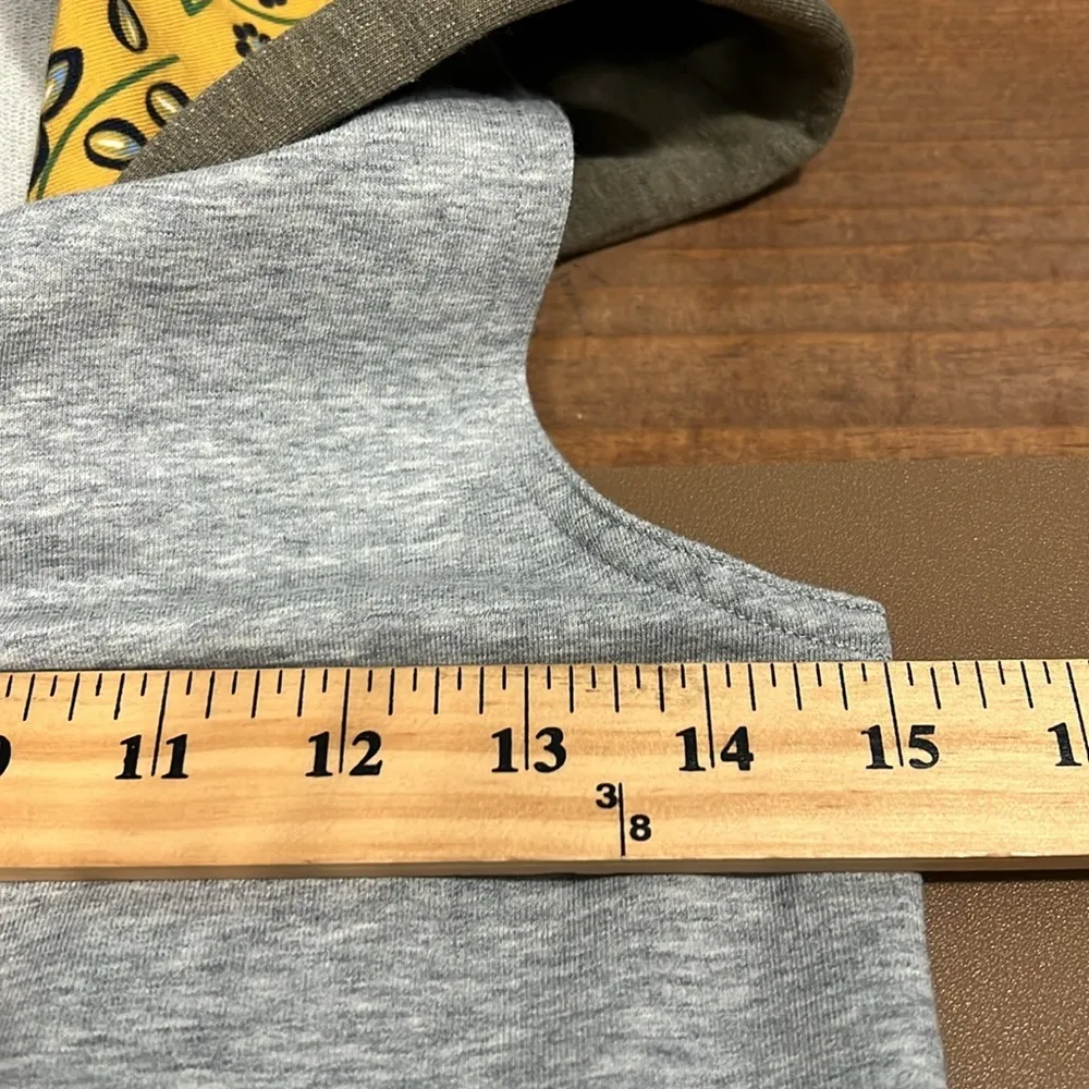 Matilda Jane 435 size 12 girls hooded vest with pockets floral see pics for flaw - Image 8