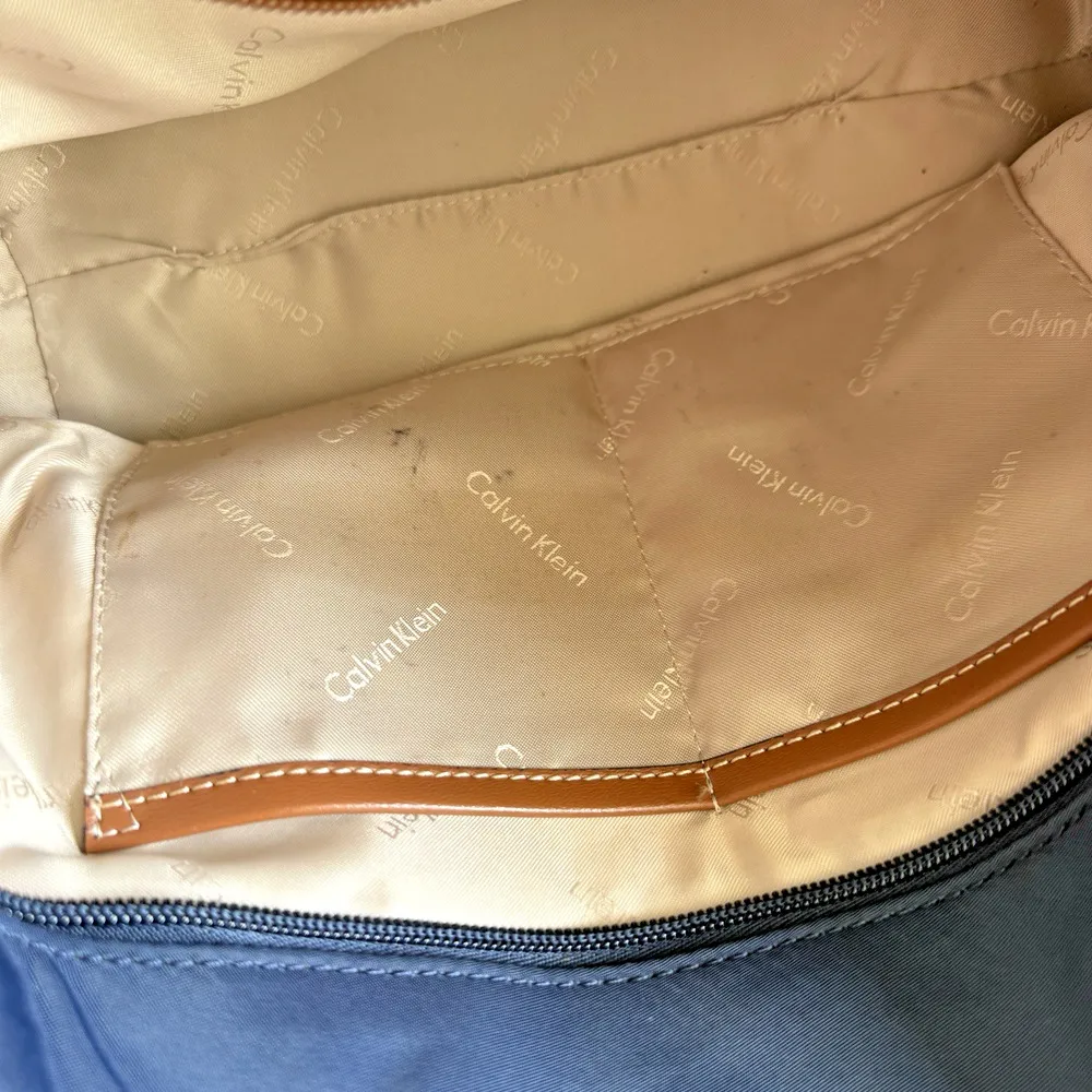 Calvin Klein Dressy Nylon Shopper Tote Shoulder – Navy/Brown – H4GAE2ZJ - Image 8