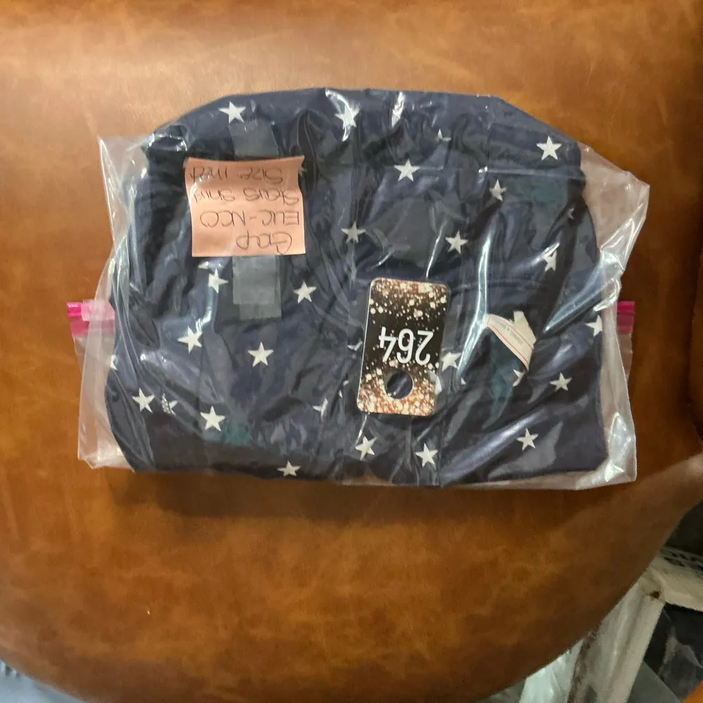 GAP Navy Star Pattern Short Sleeve Tee - Image 2