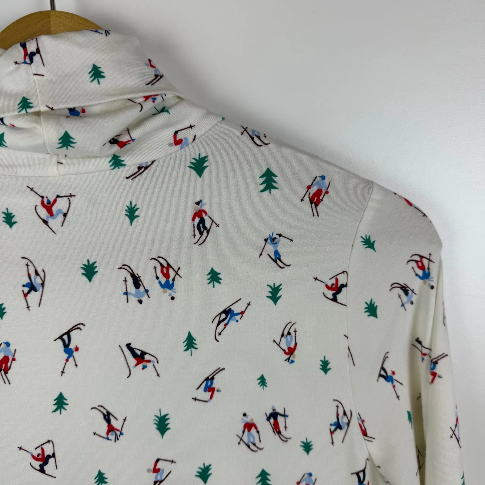 Lands End Ski Print Turtleneck Top XS Winter Cozy Layer Apres Ski Snow Holiday - Image 2