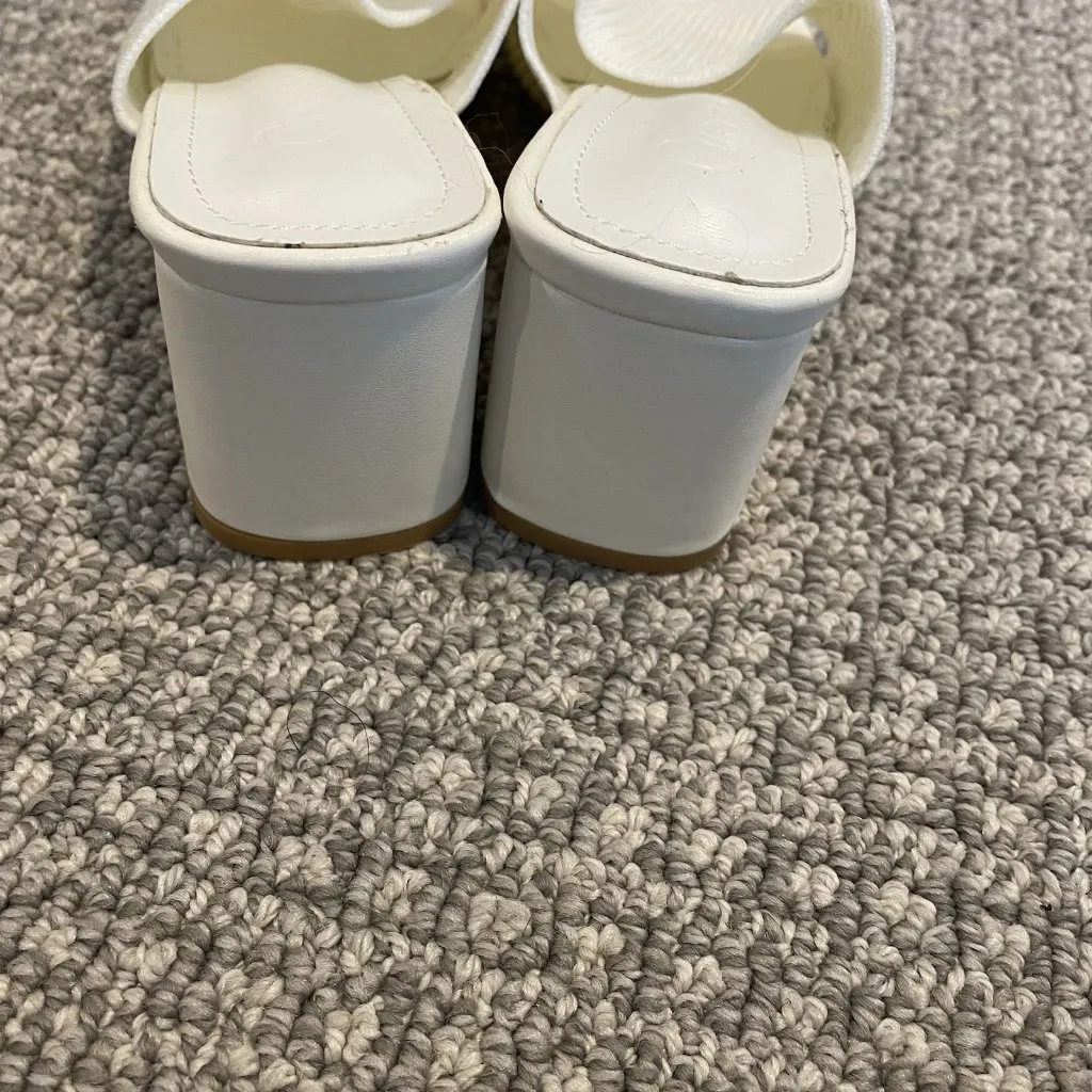 Cuccoo Sandals Women's 6.5 White Knit Block Heel Short Shoes Comfort - Image 4