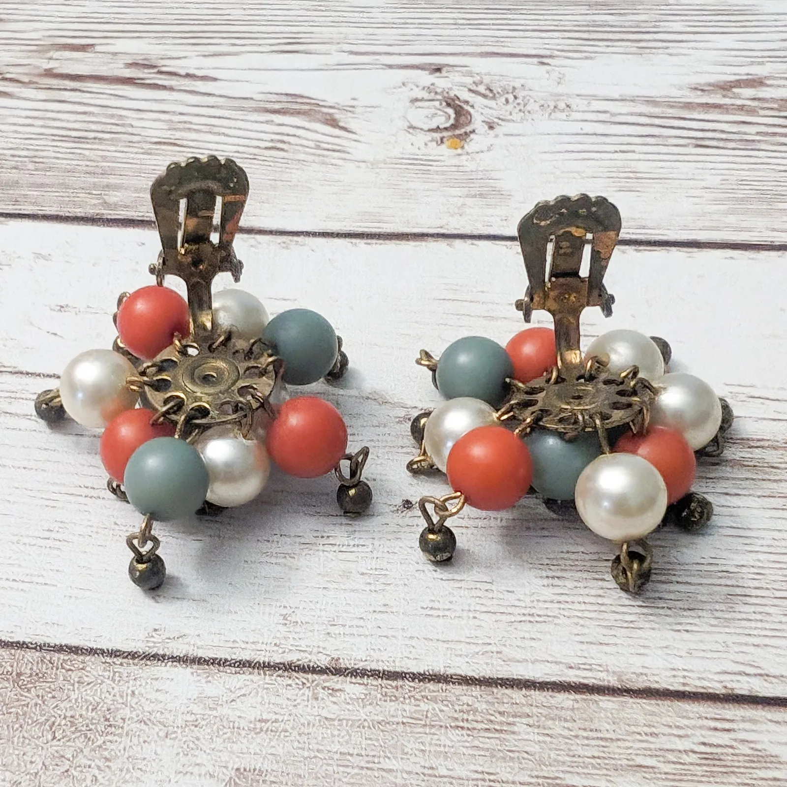 Vintage Clip On Earrings Multi Tone Cluster Dangle - Image 7