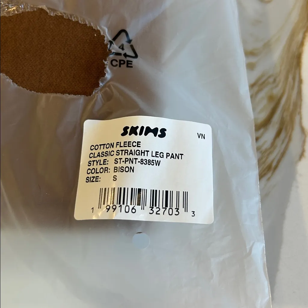 NWT New in Package Skims Cotton Fleece Straight Leg Pant in Bison Brown - Image 4