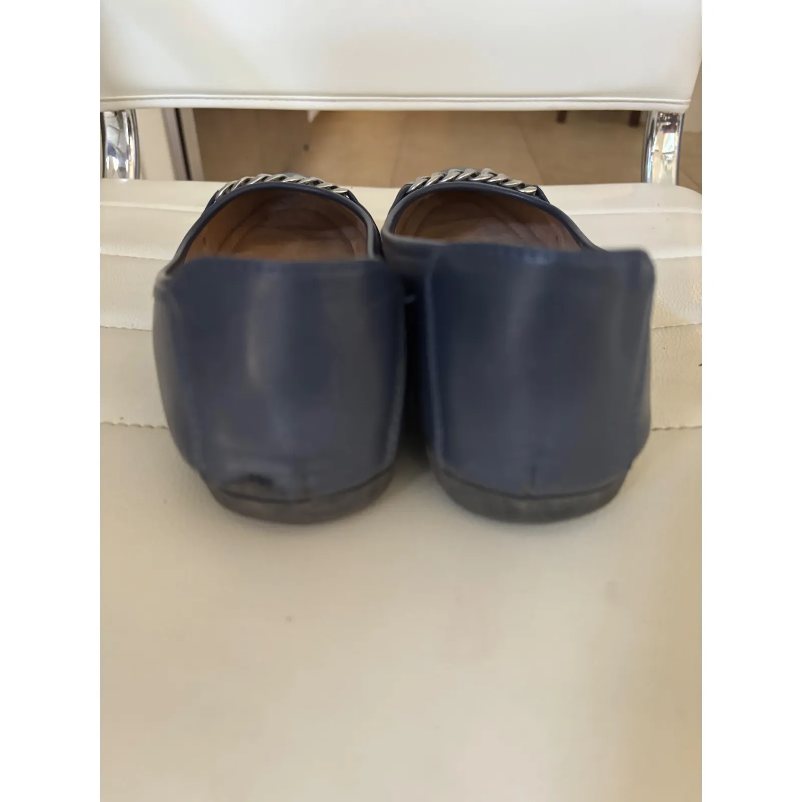 White Mountain Navy Blue Chain Detail Ballet Flats Women's Size 8.5W - Image 3